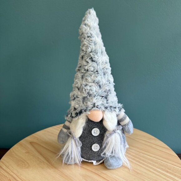 Mr & Mrs Gnome Plush Decoration Set 17" Tall Gray Winter Bean Bag Weighted Base - Picture 4 of 10